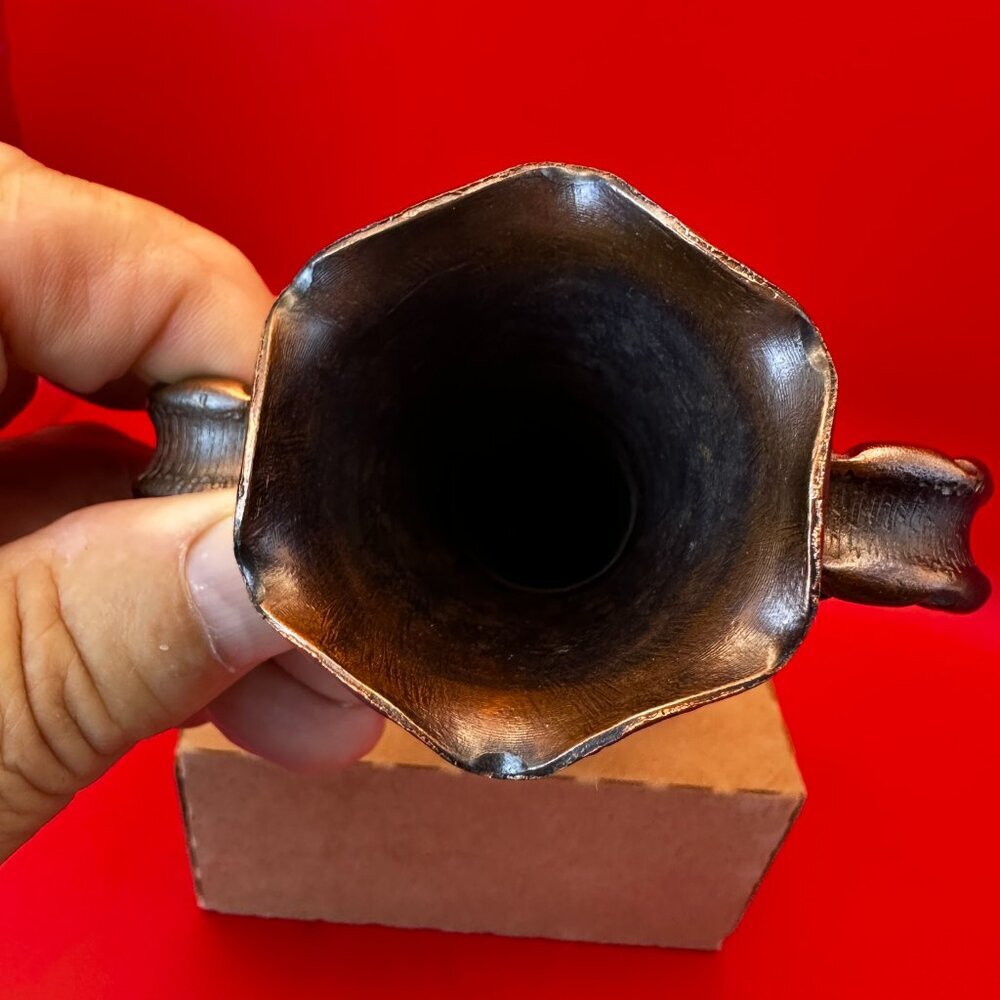 VINTAGE BRONZE VASE, TEXTURED SURFACE AND STYLIZED HANDLES - Picture 7 of 9